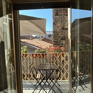 carmen-house-catania.taorminaitalyhotels.com/